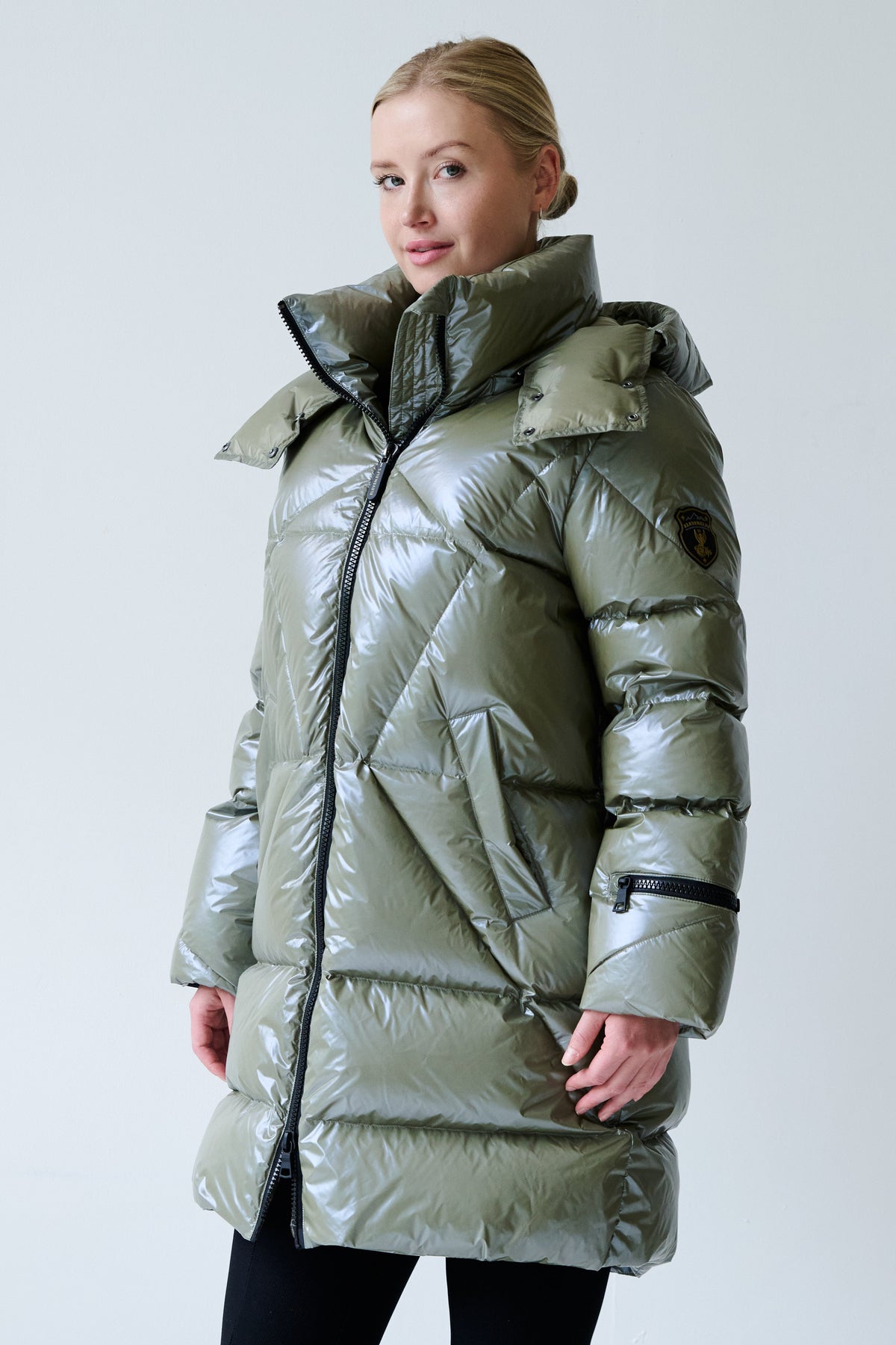 Finnja Down Coat | Olive 3